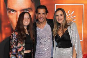 Cristian de la Fuente con su familia