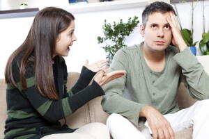 6 piores erros que você comete quando tenta discutir a relação