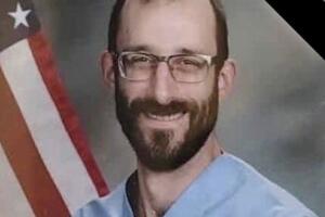 Alex Pretti enfermero asesinado.jpg