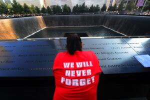 Monumento de las Torres Gemelas en Nueva York 11 septiembre 2001