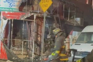 Incendio en Jamaica, Queens, destruye tienda guatemalteca y casa de empeño.