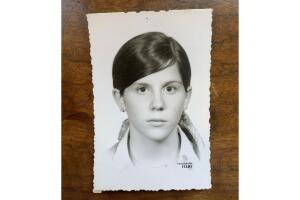 Rebecca Jones secundaria.jpg