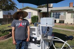 Juan Loreto lleva dos años trabajando en la zona en donde fue atacado. Los residentes, dicen, es muy amable.