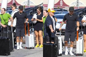 Al parecer, Chiquis habría llegado al lugar en un auto de alquiler.