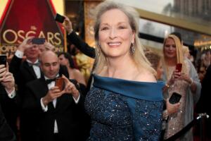 oscars-2017-red-carpet-meryl-streep.jpg