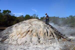 Charcoal production in Matanzas Province, Cuba