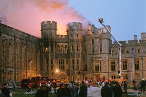 incendio-castillo-windsor-historia-real-fotos.jpg