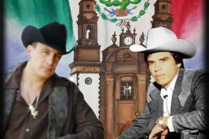 Fans de 'El Gallo de Oro' lo recuerdan con fots y memes a 11 años de su muerte.