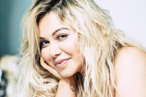 Chiquis Rivera: fotos reportaje desnuda. Especial "Yo soy Janney". 5 de junio 2018.