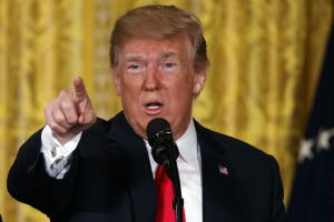 Trump sigue defendiendo, en medio de contradicciones, su política de 'tolerancia cero' en la frontera.