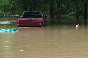 Pequeños poblados al norte de Houston sufren inundaciones tras las torrenciales lluvias: Conroe, Willis, Tomball, Brenham y Pinehurs 