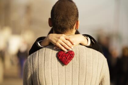 Además, si has estado preocupado por sentirte solo o sola y pensabas que ya no estarías enamorado nuevamente, vendrán sorpresas sentimentales desde este Día del Amor.
<br>
<br>