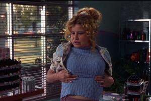Jennifer Coolidge en Legally Blonde.jpg