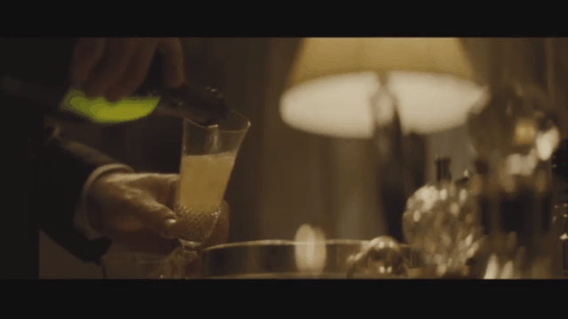 james-bond-champagne_1500642167860.gif