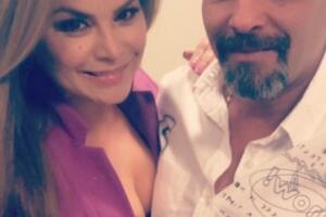 Olga Tanon y esposo 4.jpg