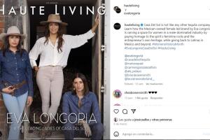 Eva Longoria usando jeans