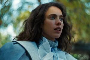 Margaret Qualley es Felicity en 'Pobres criaturas'