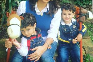 Prefieren los juguetes típicos mexicanos como los caballitos de madera.