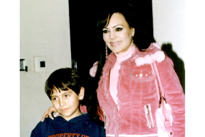 Maribel Guardia y su hijo Julián