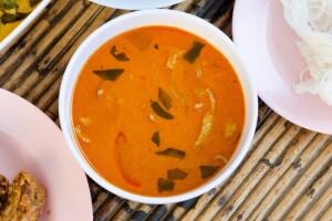 sopa_vegetariana_curry1.jpg