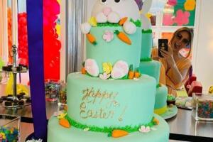 Thalía Dee Ocleppo Hilfiger celebran domingo de Pascua. Abril 2019