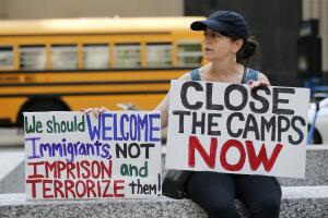 Thousands In Chicago Protest Planned ICE Arrests Of Undocumented Immigrants