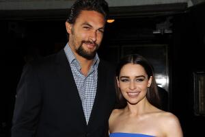jason_momoa_emilia_clarke.jpg