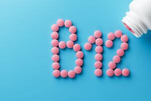 vitamina-b12-0519-1400x800.jpg