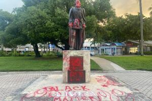 Ponce de Leon/estatua4.jpg