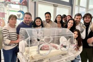 El reencuentro de Victoria Ruffo y Eugenio Derbez en el hospital para conocer a su nieta Tessa