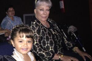 Verónica Castro y su madre