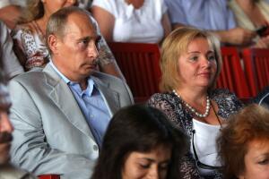 Vladimir Putin, Lyudmila Putina