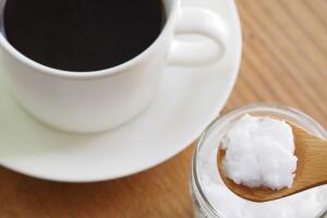 cafe-com-oleo-de-coco-0617-1400x800.jpg