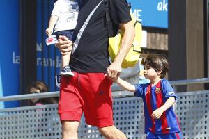 Piqué con bebés