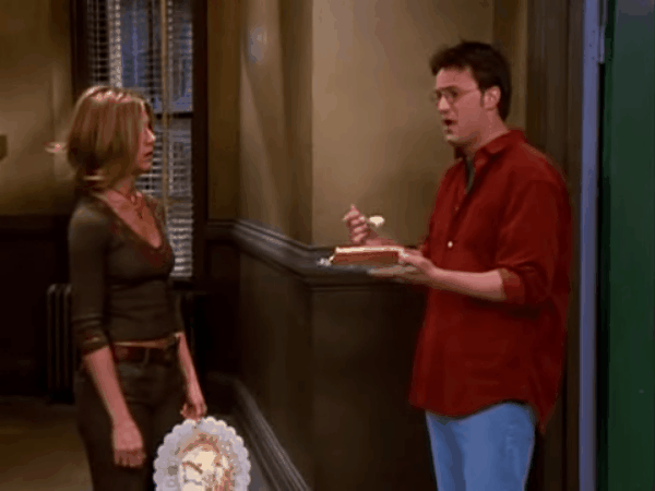 friends-cheesecake.gif