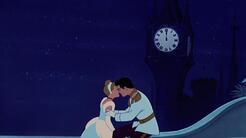 Los príncipes Disney como papás se ven súper tiernos y todo gracias a una ilustradora
