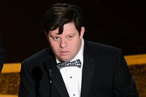 oscar-2020-zack-gottsagen-0220-1400x800.jpg