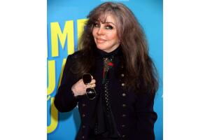 Verónica Castro red carpet.jpg