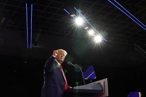 TRUMP-ATERRIZAJE DE EMERGENCIA