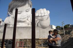 US-MEXICO-FRANCE-BORDER-ART