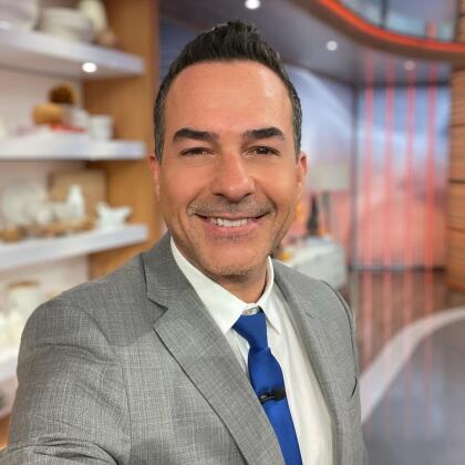 Carlos Calderón y su transformación desde sus inicios en la televisión | Shows Despierta América | Univision