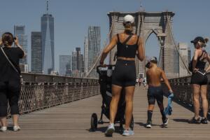Calor extremo en Nueva York: consejos para mantenerse seguro en casa y al aire libre.