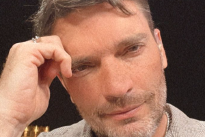 Julian Gil IG.PNG