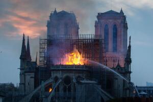 catedral-notre-dame-incendio.jpg