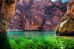 La cueva esmeralda [ Emerald Cove, Aizona]
