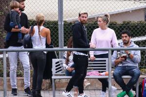Shakira y Piqué conviven con Messi y Suárez