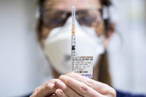 vacuna de pfizer.jpg