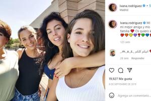 Georgina e Ivana Rodríguez junto a Mamen y Elena