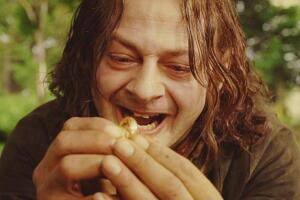 gollum_con_anillo.jpg