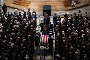 Meghan McCain, Henry Kissinger, Joe Lieberman, George W. Bush y Barack Obama tuvieron un denominador común en sus discursos: rescatar el civismo en la política.